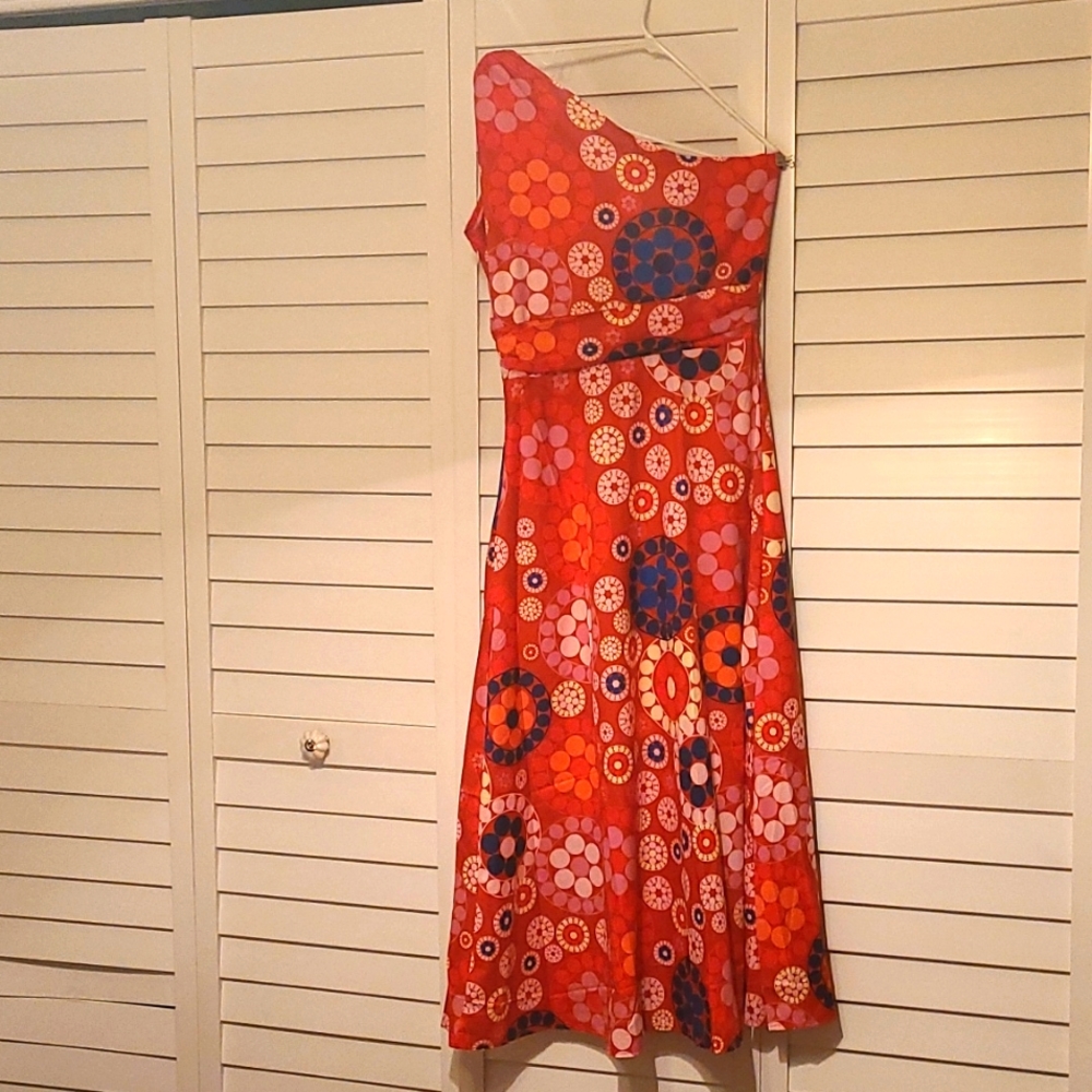 Colorful one shoulder dress
